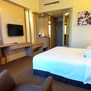 Premier Room